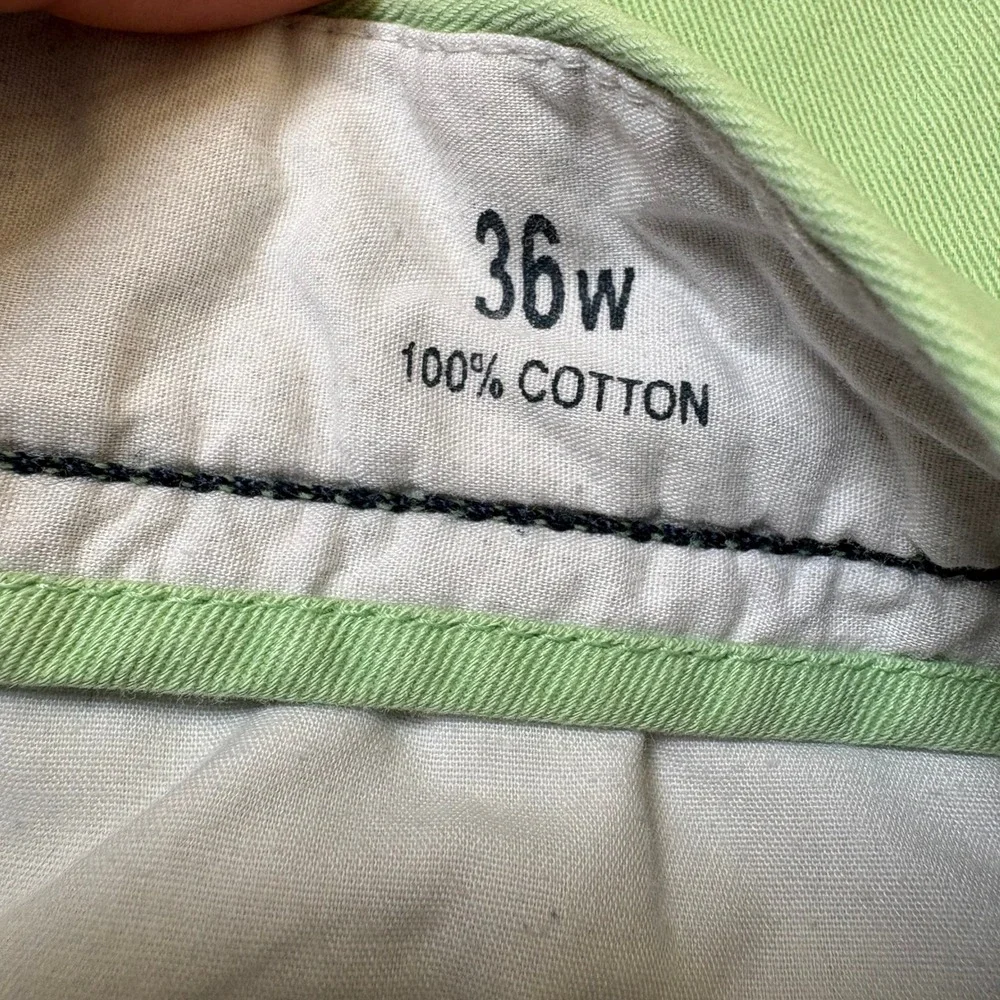 Roundtree & Yorke Mens Relaxed Fit Chino Shorts Light Green 100% Cotton Size 36w